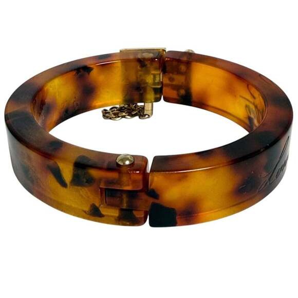 LOUIS VUITTON Charm Bracelet - Picture 2 of 10